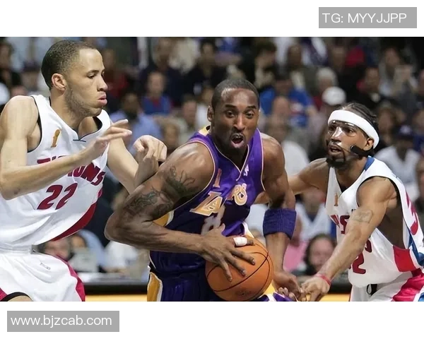 2004年NBA总决赛回顾活塞与湖人激战的巅峰对决与历史意义 2004年NBA总决赛回顾活塞与湖人激战的巅峰对决与历史意义