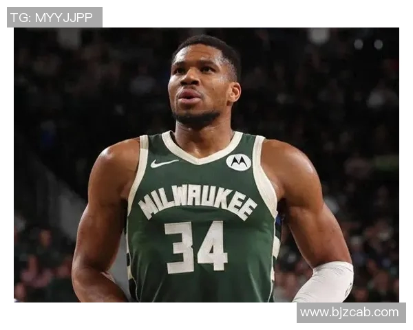 扬尼斯阿德托昆博如何在NBA赛场上实现自我超越与团队协作的完美结合