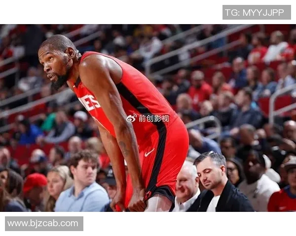 杜兰特与拉文的巅峰对决谁能在赛场上笑到最后