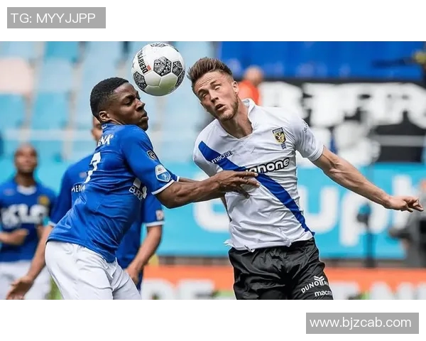 海伦芬主场迎战瓦尔韦克争夺联赛关键三分的精彩对决